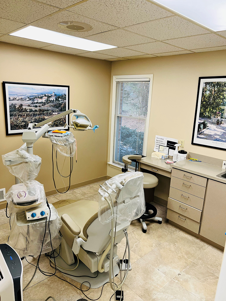 Dr. Robert Carlish Treatment room
